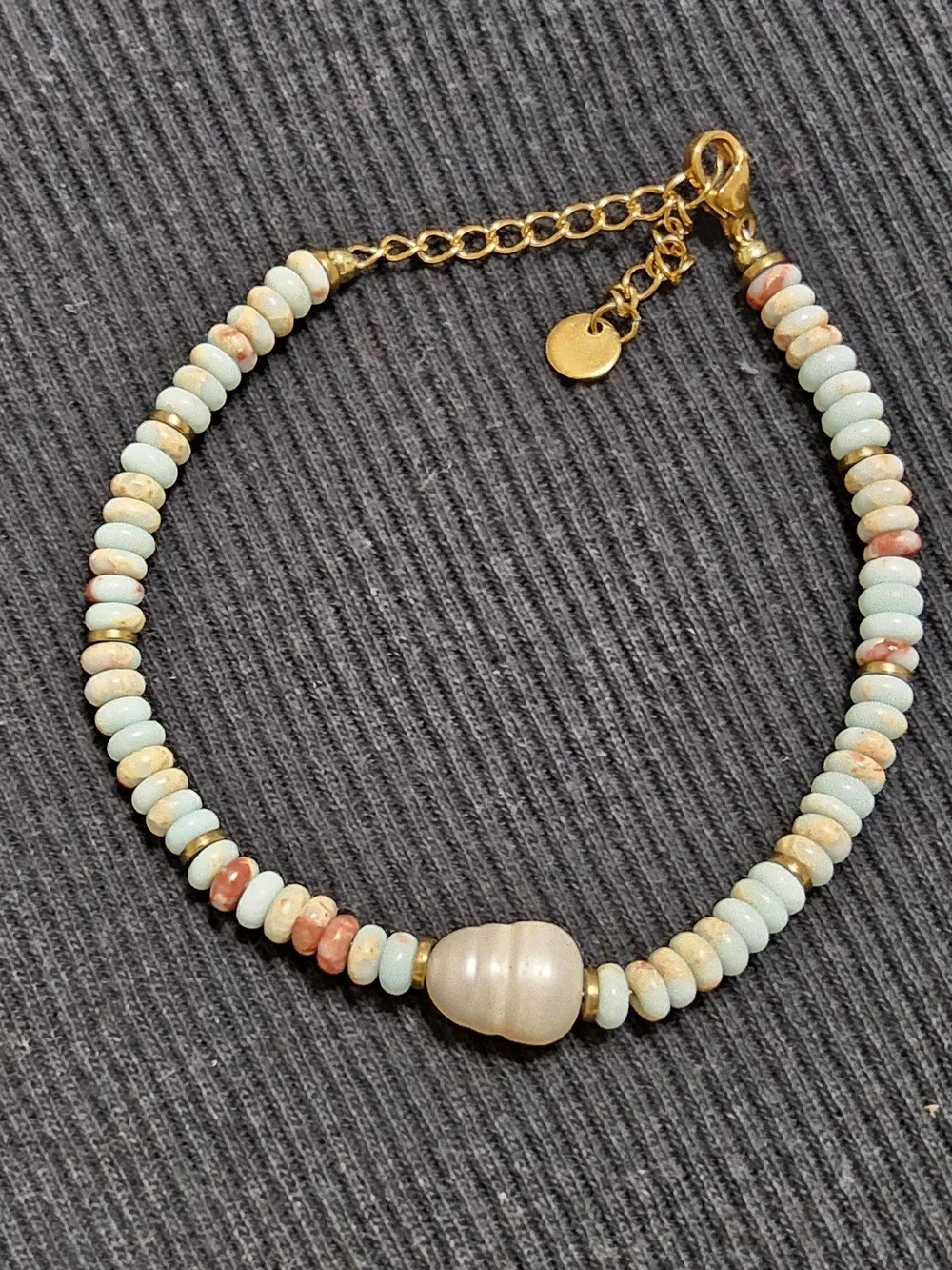 Gold Accent Pastel Beaded Bracelet with Pearl Center
